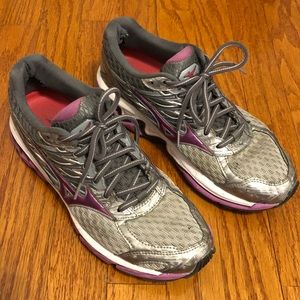mizuno wave paradox 4 womens
